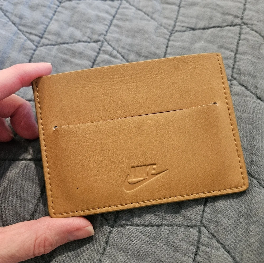 Nike Icon Air Force 1 Card Wallet In Tan/Brown